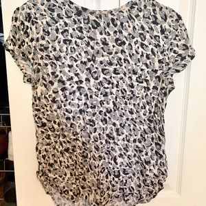 Short sleeve blouse